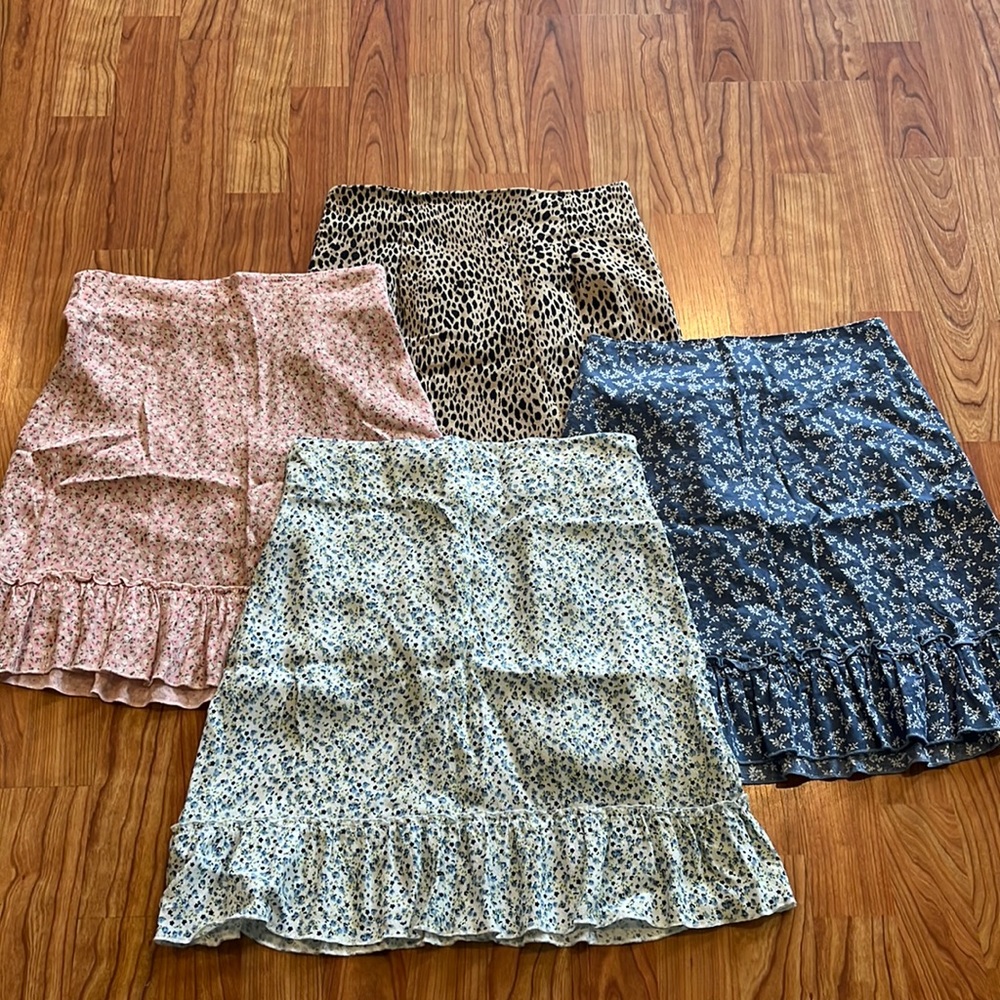 Brandy Melville cute skirts